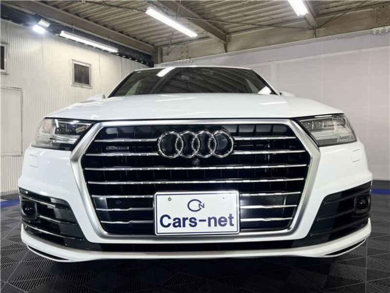 Q7