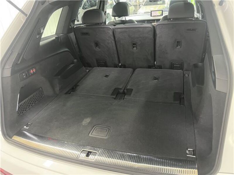 Q7