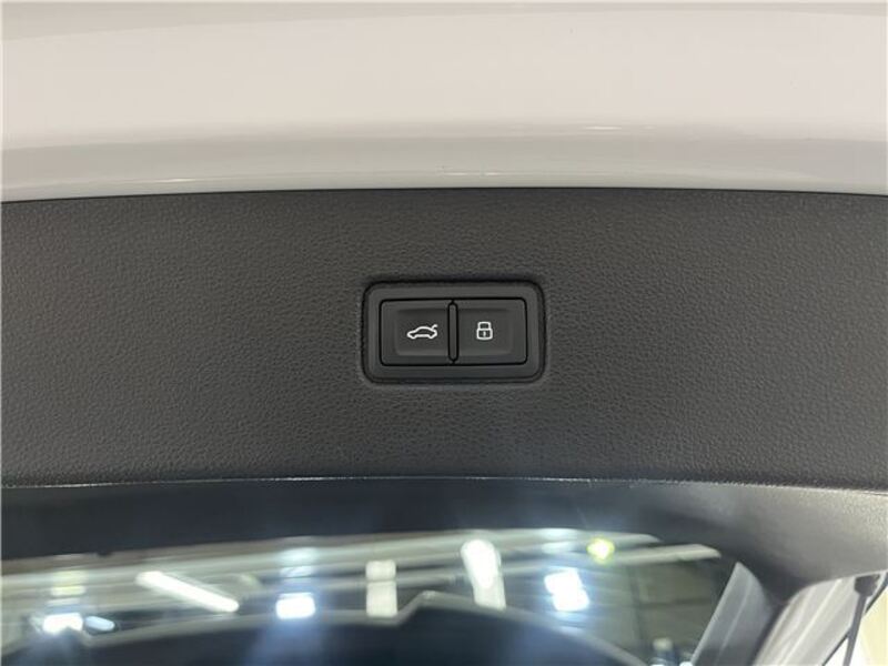 Q7