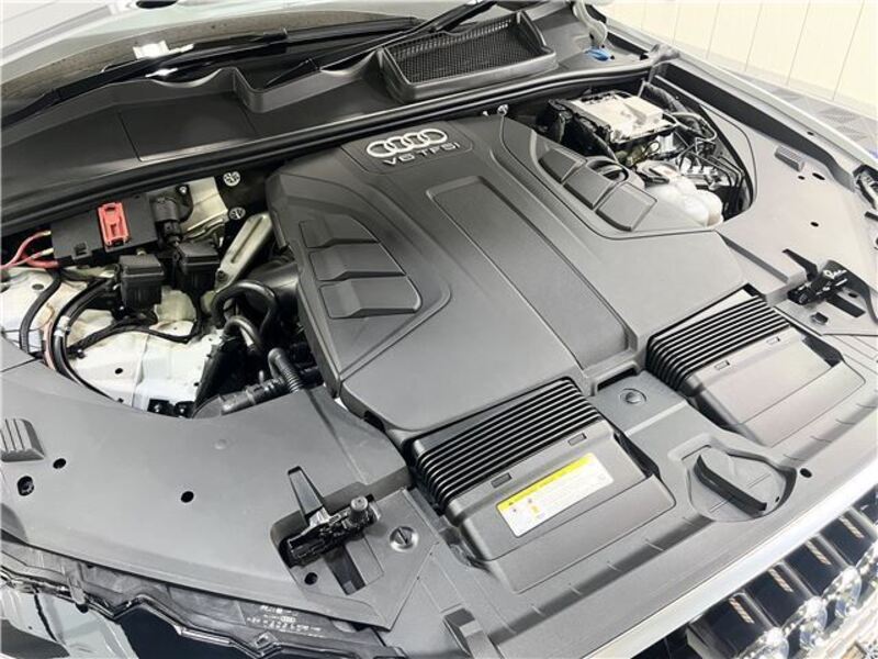 Q7