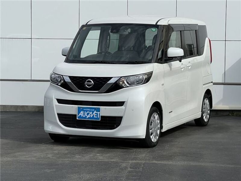 NISSAN ROOX