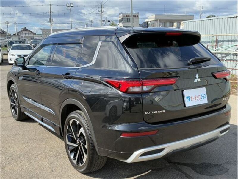 OUTLANDER PHEV