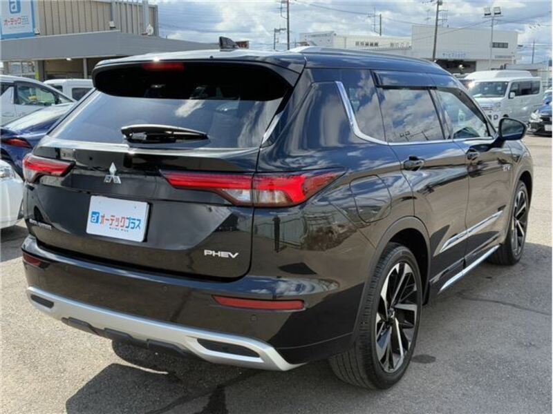 OUTLANDER PHEV