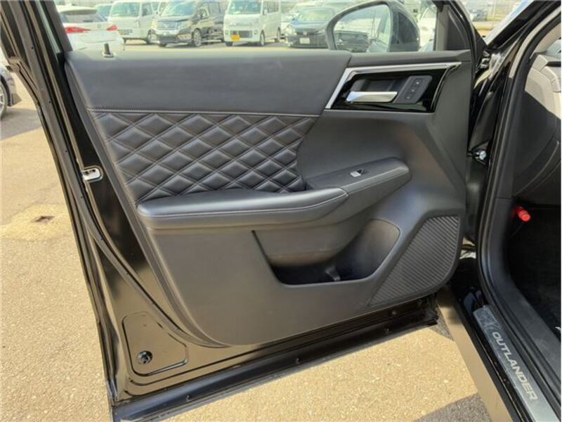 OUTLANDER PHEV