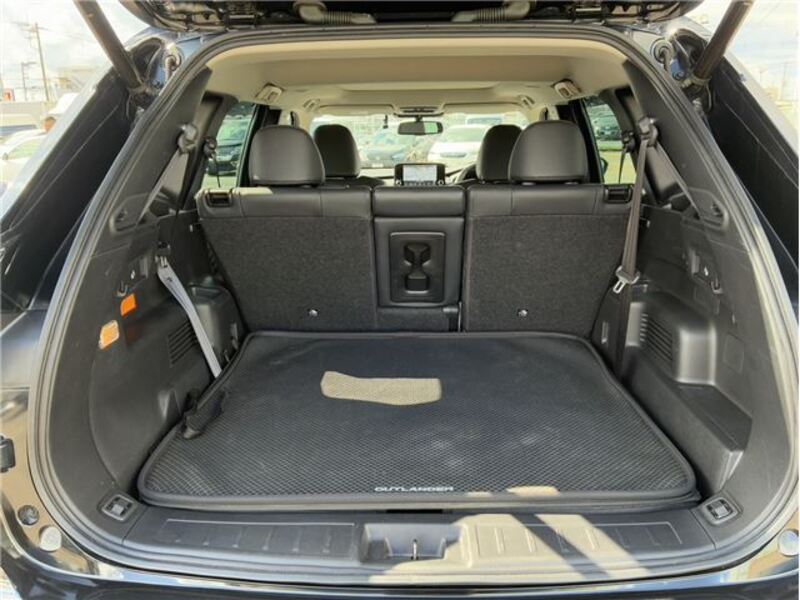 OUTLANDER PHEV