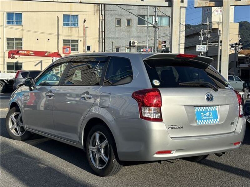 COROLLA FIELDER