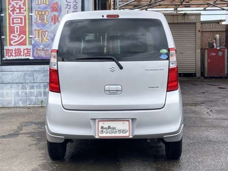 WAGON R
