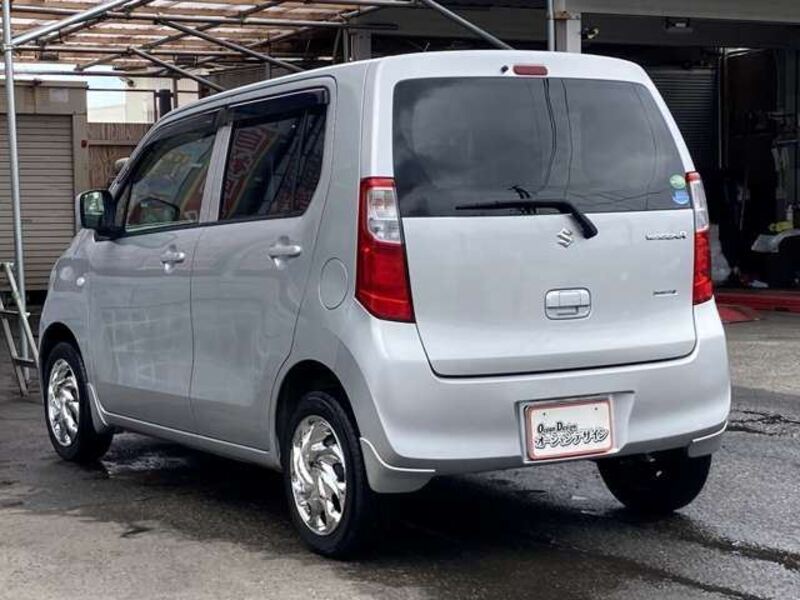 WAGON R