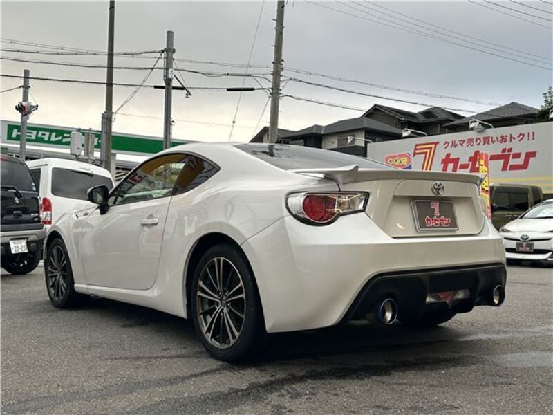 86