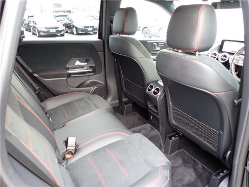 B-CLASS