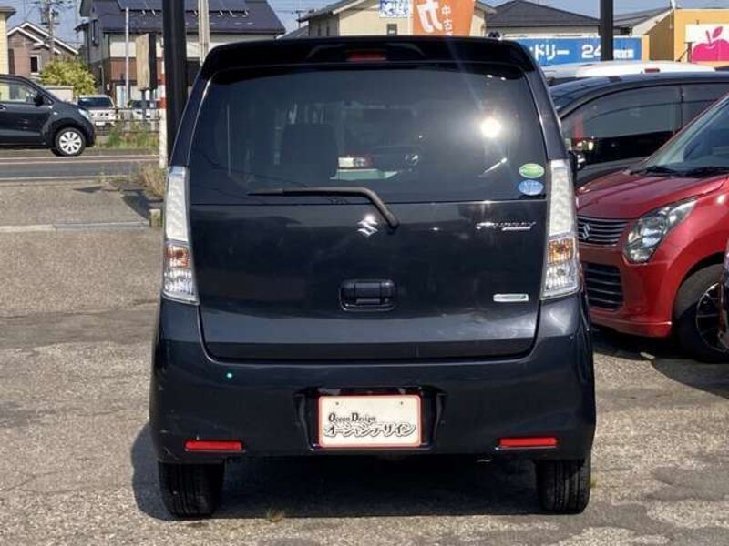 WAGON R