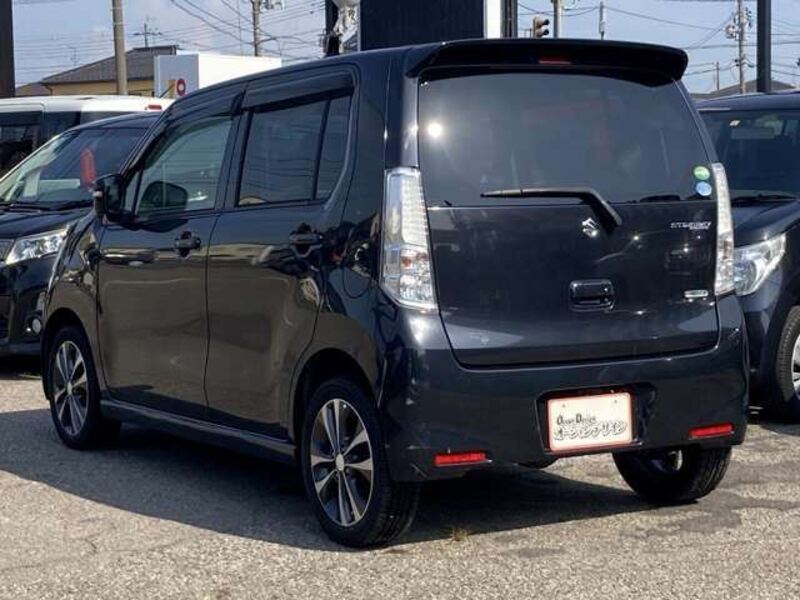 WAGON R