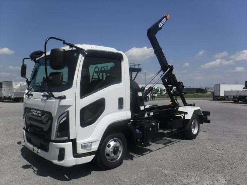 ISUZU FORWARD