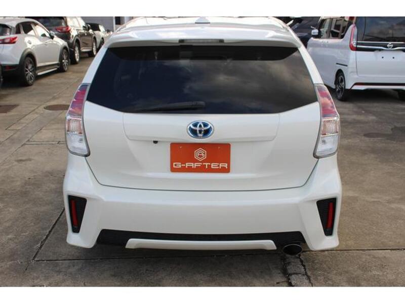 PRIUS ALPHA
