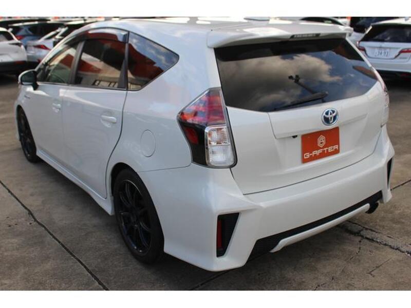 PRIUS ALPHA