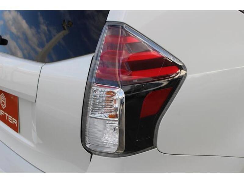 PRIUS ALPHA