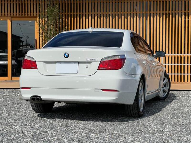 5 SERIES