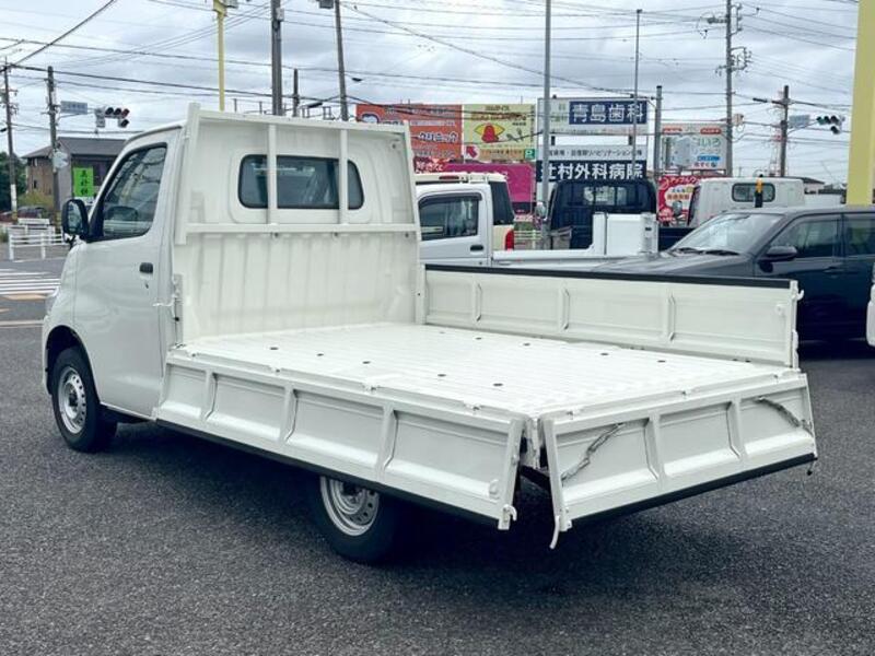 TOWNACE TRUCK