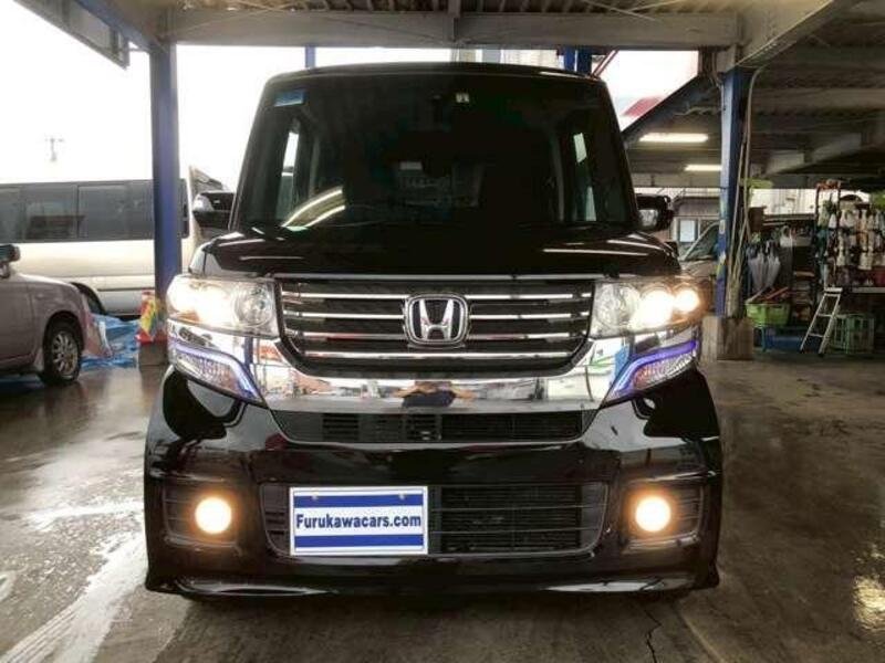N BOX CUSTOM