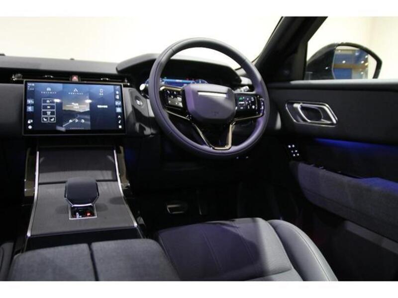 RANGE ROVER VELAR