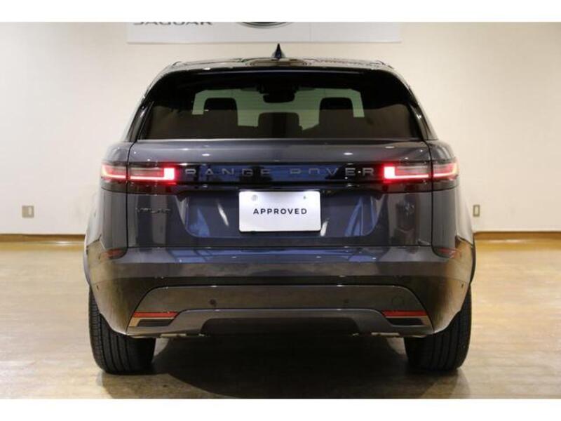 RANGE ROVER VELAR