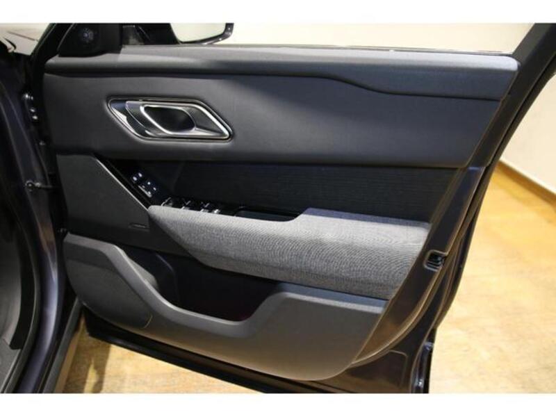RANGE ROVER VELAR