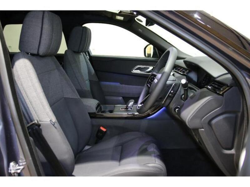 RANGE ROVER VELAR