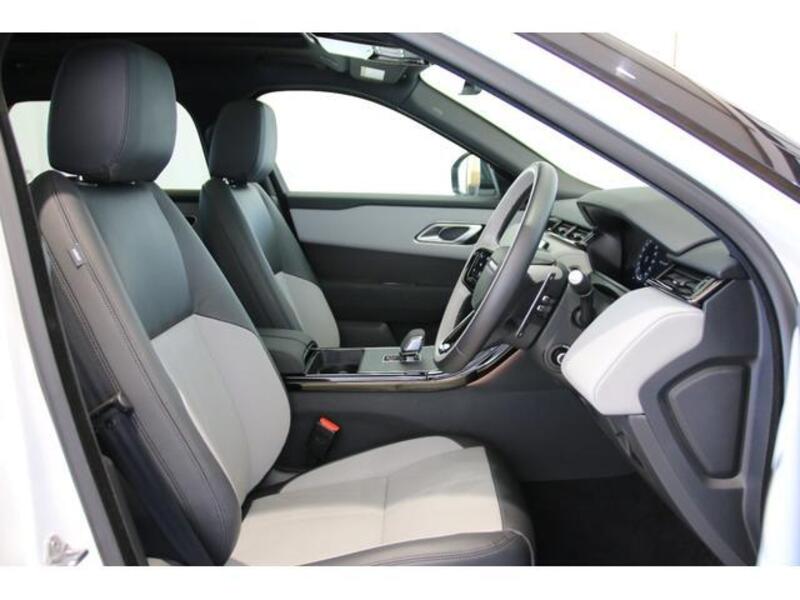 RANGE ROVER VELAR
