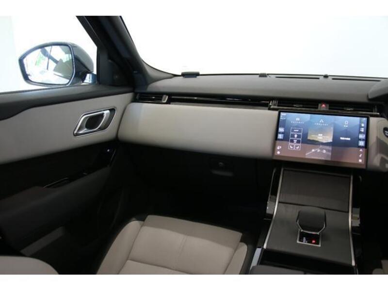 RANGE ROVER VELAR