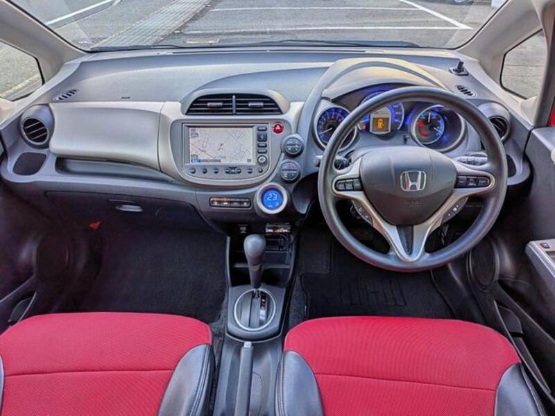 FIT HYBRID