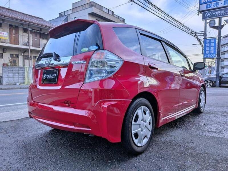 FIT HYBRID