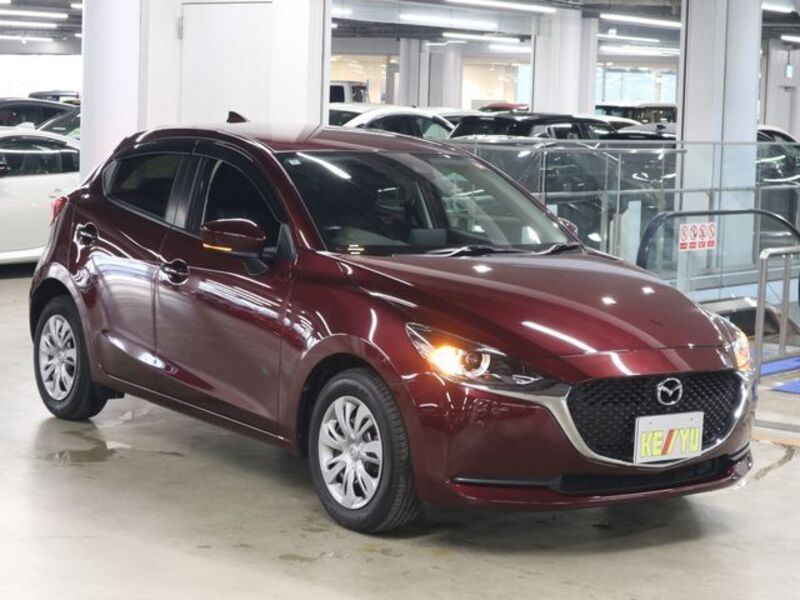 MAZDA2