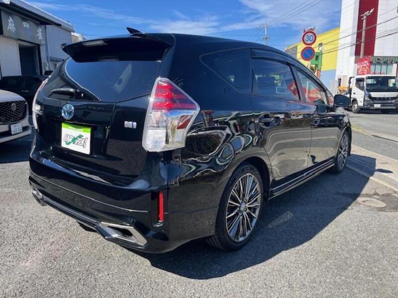PRIUS ALPHA