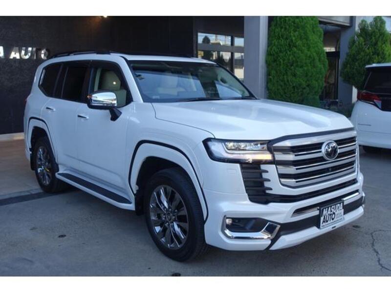 LAND CRUISER