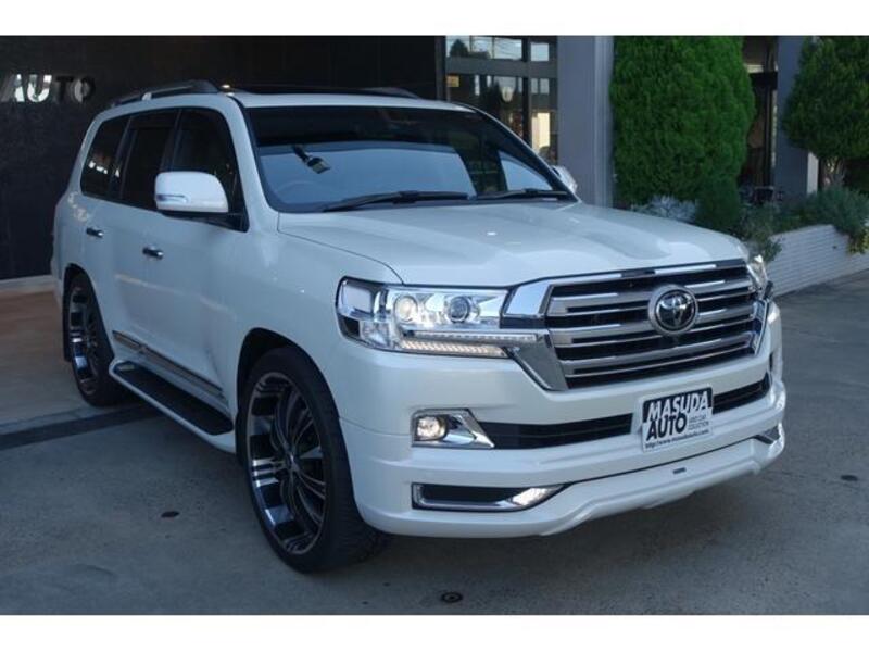LAND CRUISER