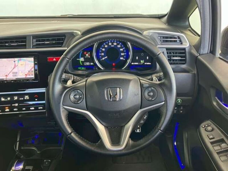 FIT HYBRID