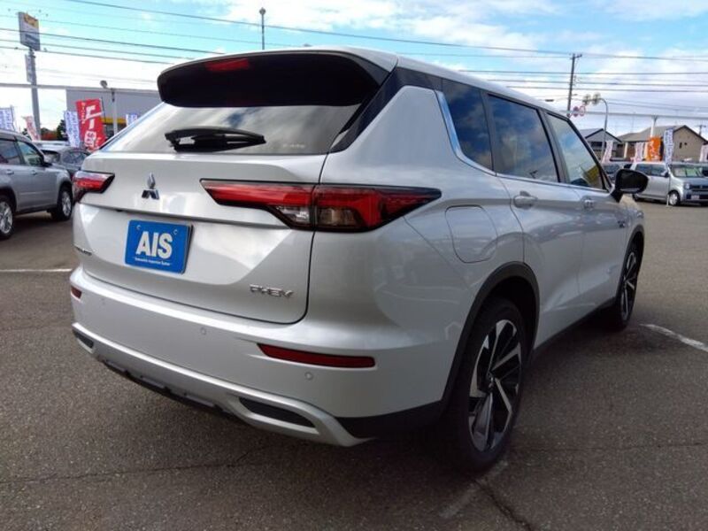 OUTLANDER PHEV