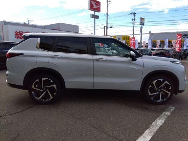 OUTLANDER PHEV