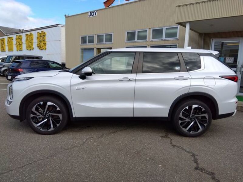 OUTLANDER PHEV