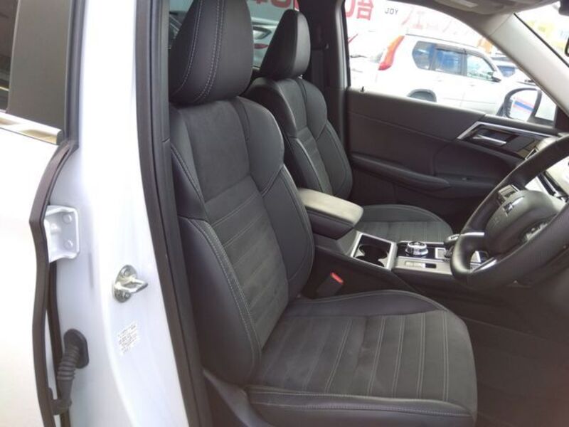 OUTLANDER PHEV