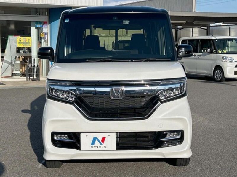 N BOX CUSTOM