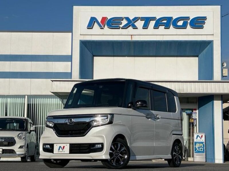 N BOX CUSTOM