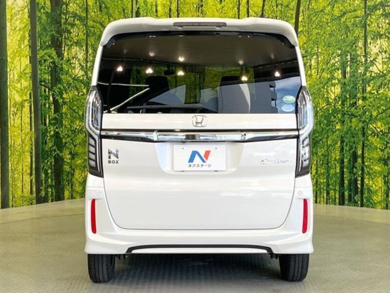 N BOX CUSTOM