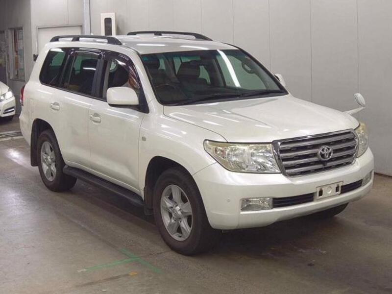 LAND CRUISER