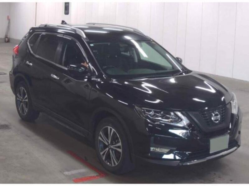 X-TRAIL