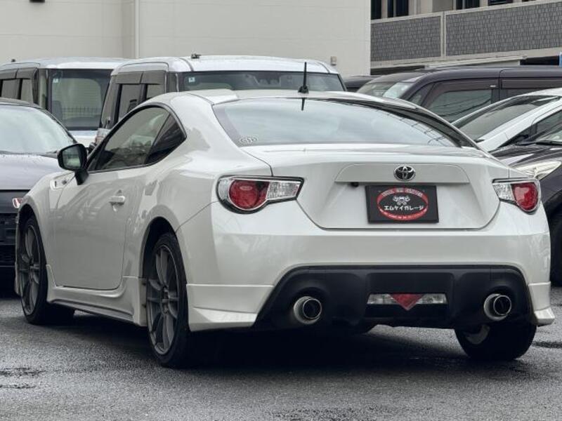 86