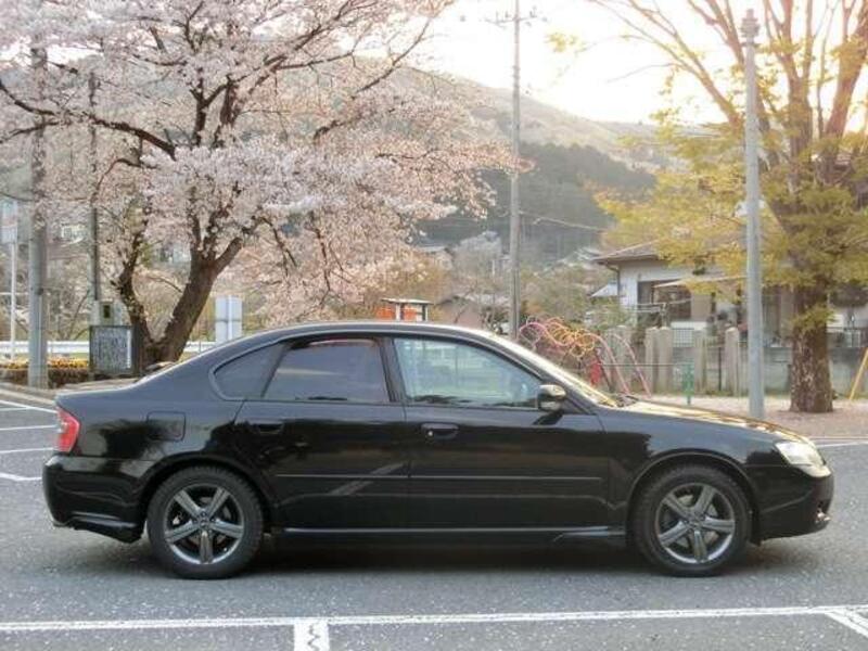 LEGACY B4