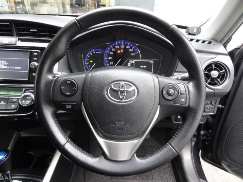 COROLLA FIELDER