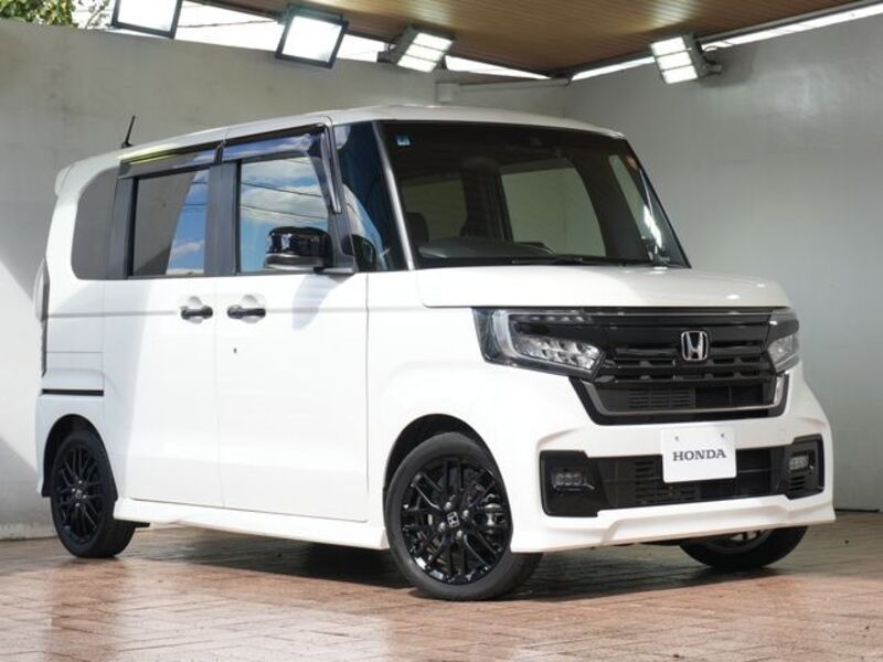 HONDA N BOX CUSTOM