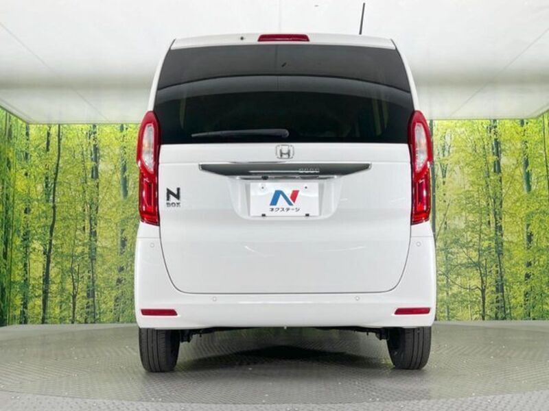 N BOX